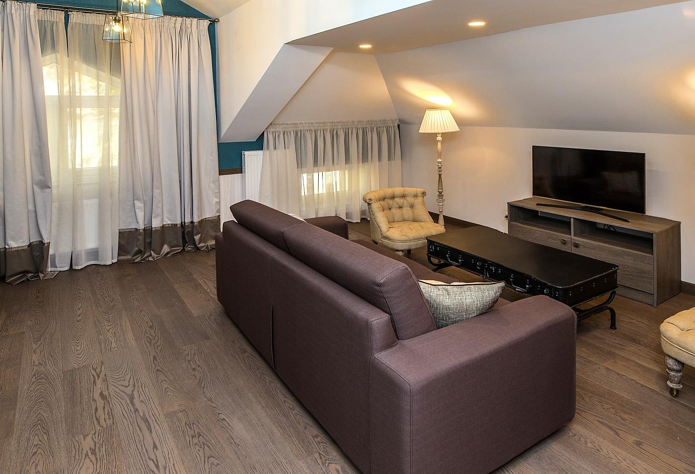 Zentrum Hotel 키시나우 외부 사진