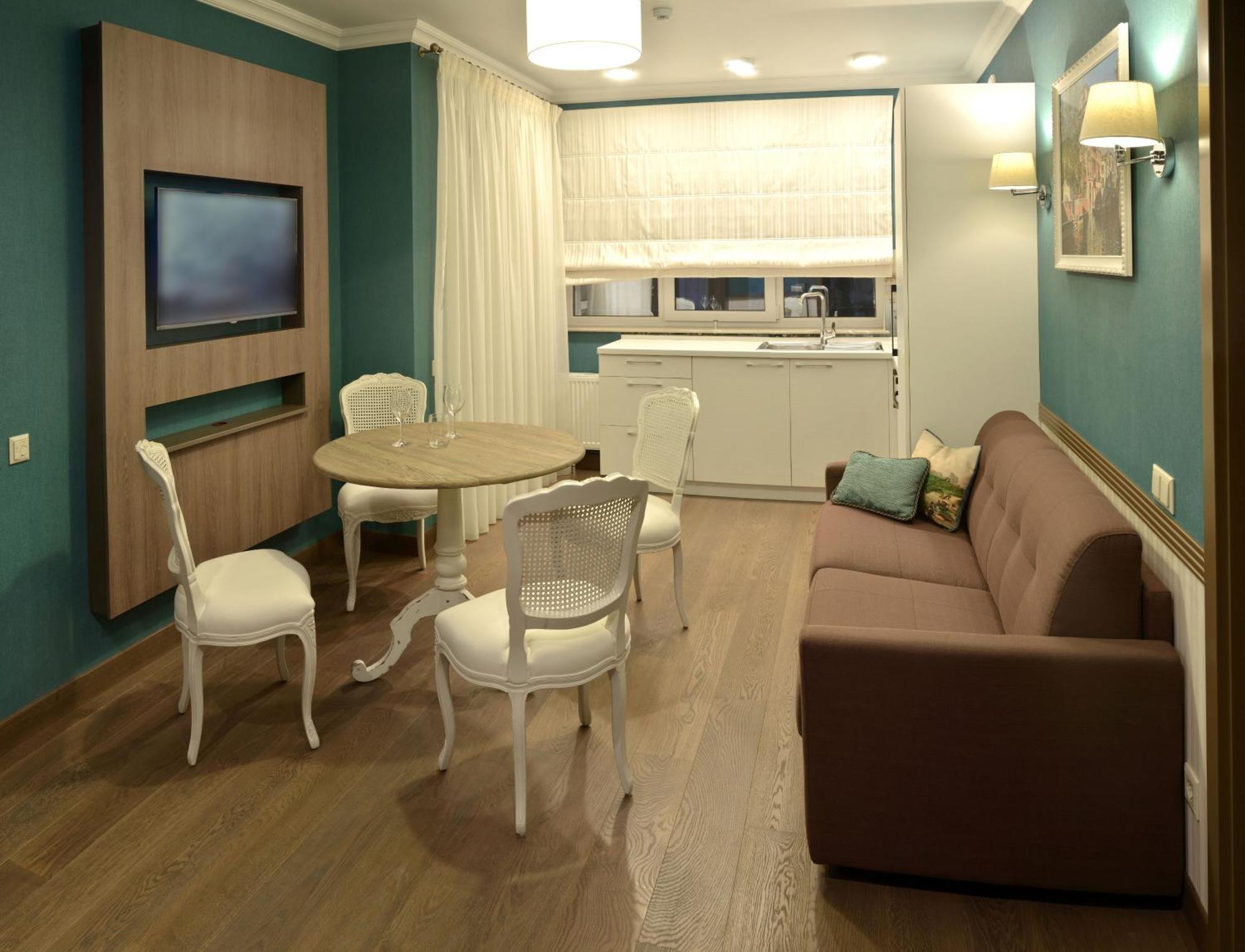 Zentrum Hotel 키시나우 외부 사진