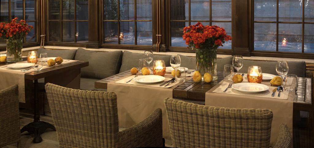 Zentrum Hotel 키시나우 외부 사진